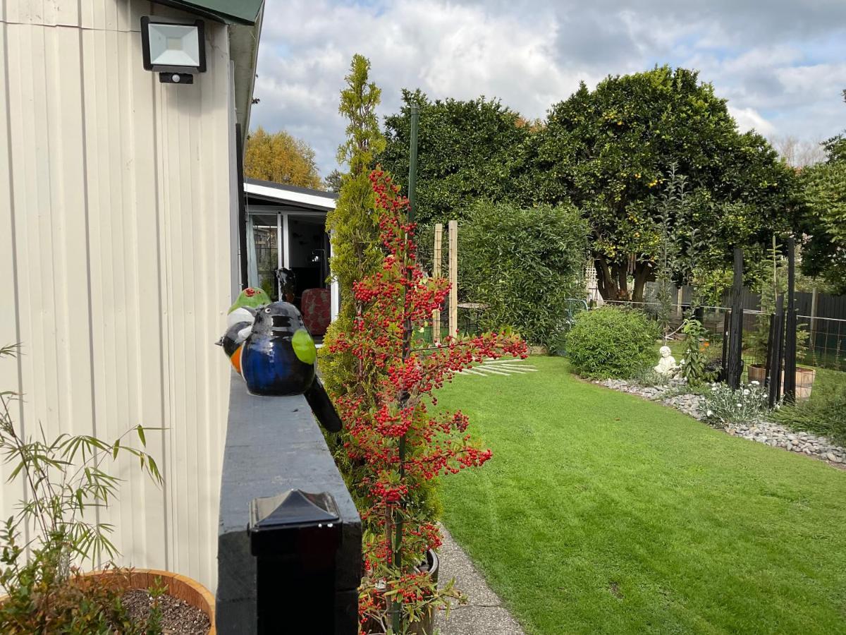 Orange Tree Cottage - Garden Hideaway Уангануй Екстериор снимка